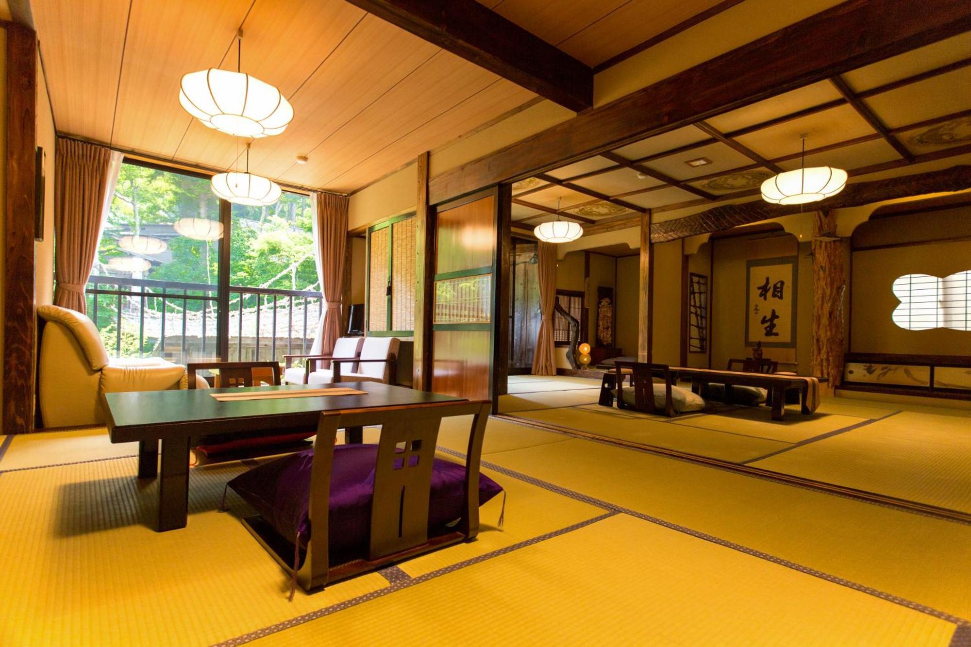 Honke Bankyu Hotel Nikko Bagian luar foto