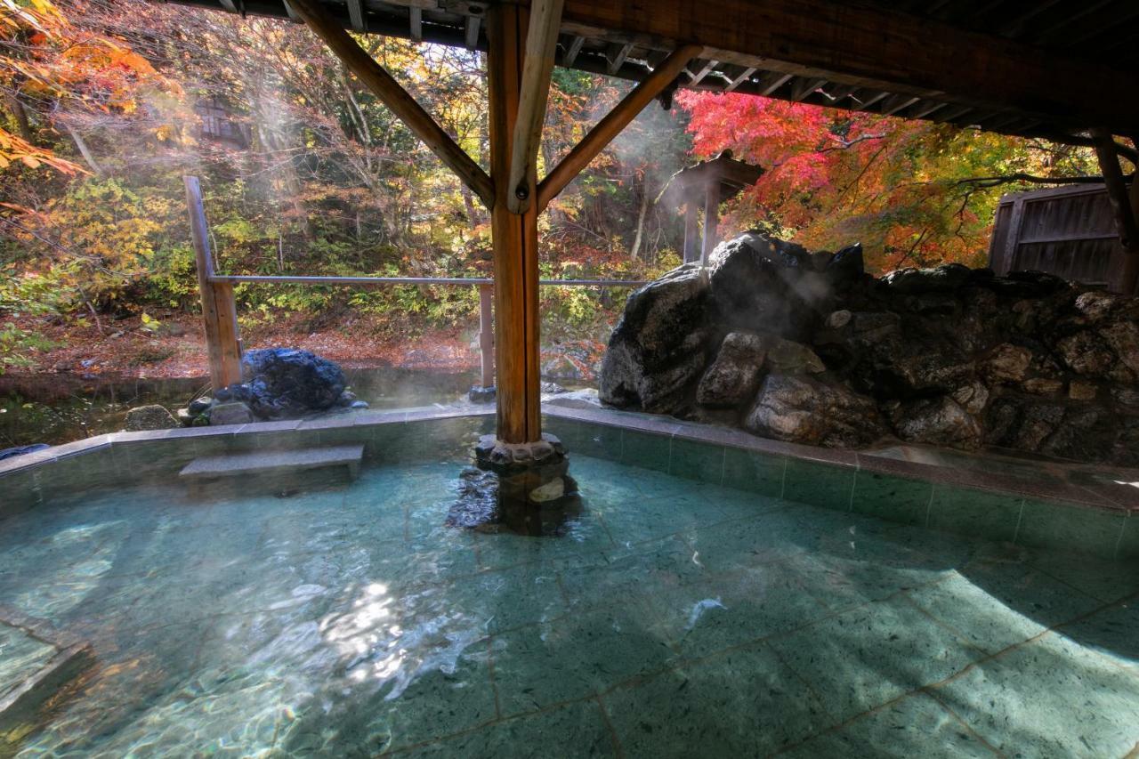 Honke Bankyu Hotel Nikko Bagian luar foto